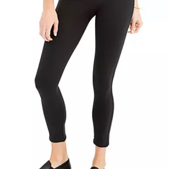 Spanx women’s small cropped essential legging black NWT elevated basics - Picture 2 of 5